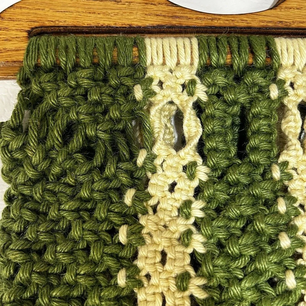 Vintage Crochet Knit Macrame Purse Wood Handles Green White Boho Granny Retro - Picture 5 of 9
